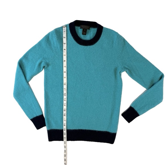 Saks Fifth Avenue Size XS Teal Contrast Navy Cashmere Sweater Worn on TV $250 - Picture 3 of 8